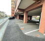 ヴェルディ廿日市駅前 平面駐車場は一台無料で利用できます。