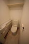 パルテノン二日市レジデンシャルヒルズ 清潔感のあるトイレ♪<BR>専用の手洗い場があるのがいいですね☆