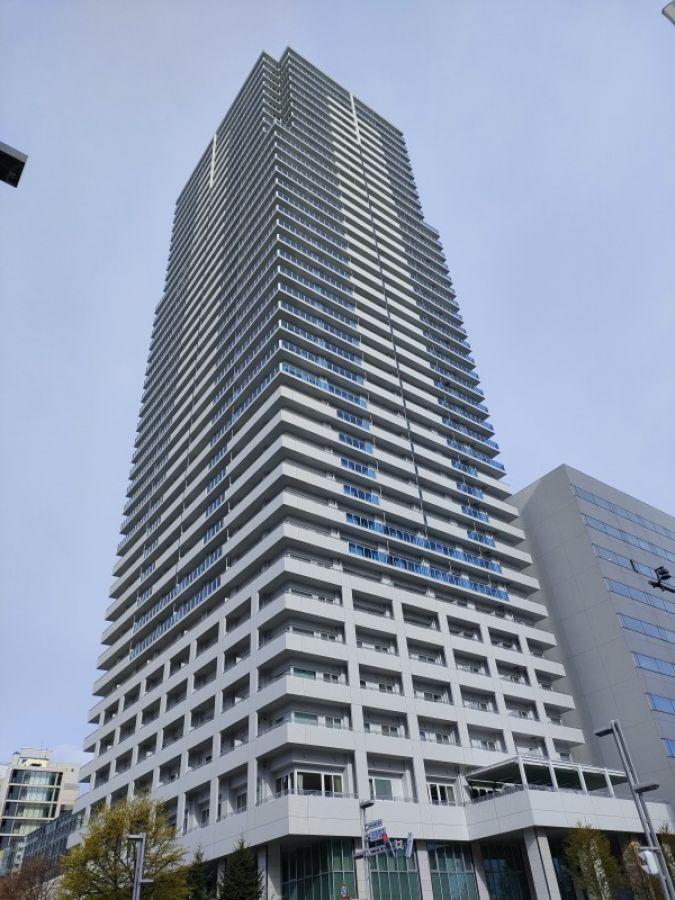 ８・３スクエアディーグラフォート札幌ステーションタワー