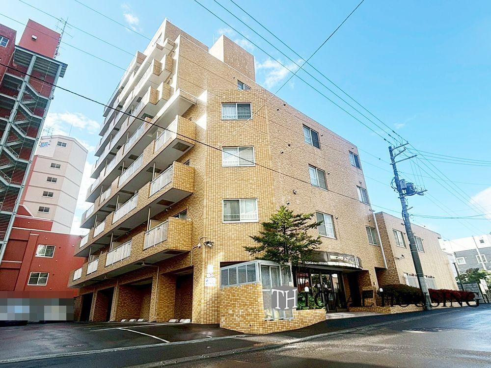 朝日プラザアクシス中の島