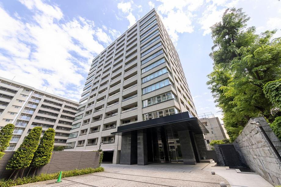 ブランズ四番町