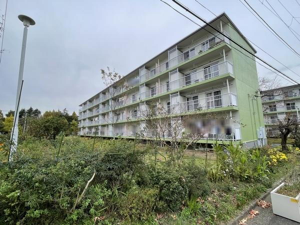 神奈川県横浜市磯子区上中里町 1980万円