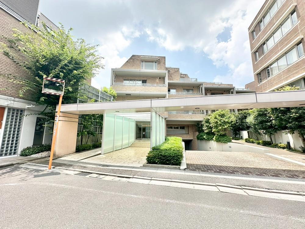 パークハウス市谷砂土原町レフィナール
