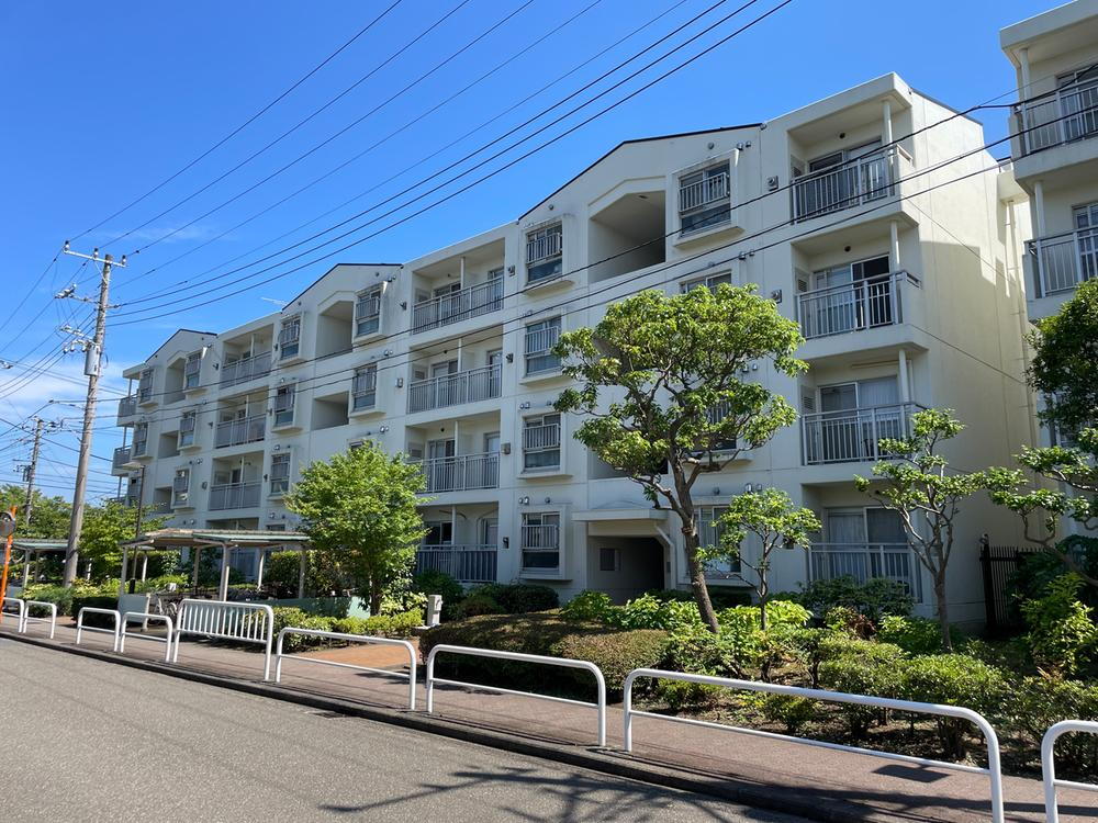 とみおか住宅～京急富岡駅まで平坦徒歩５分の新規リフォーム住戸～