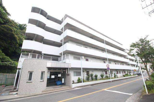 コスモ馬堀海岸　１階