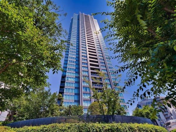 ＴＨＥ　ＲＯＰＰＯＮＧＩ　ＴＯＫＹＯ　ＣＬＵＢ　ＲＥＳＩＤＥＮＣＥ