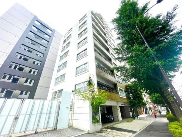 第８宮廷マンション