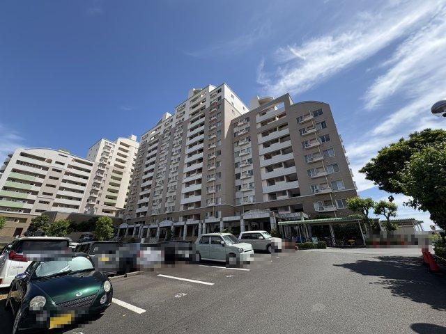 ＊対面式キッチン／開放的な空間を実現＊サンコートマホロバ参番館