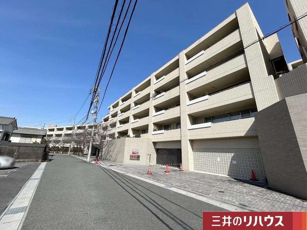 ローレルスクエア八事