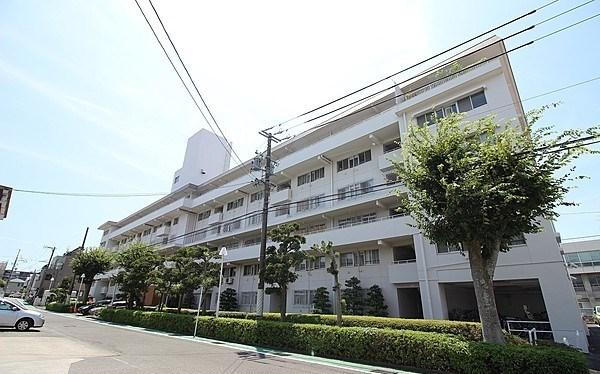 聖一色運動場前ハイム