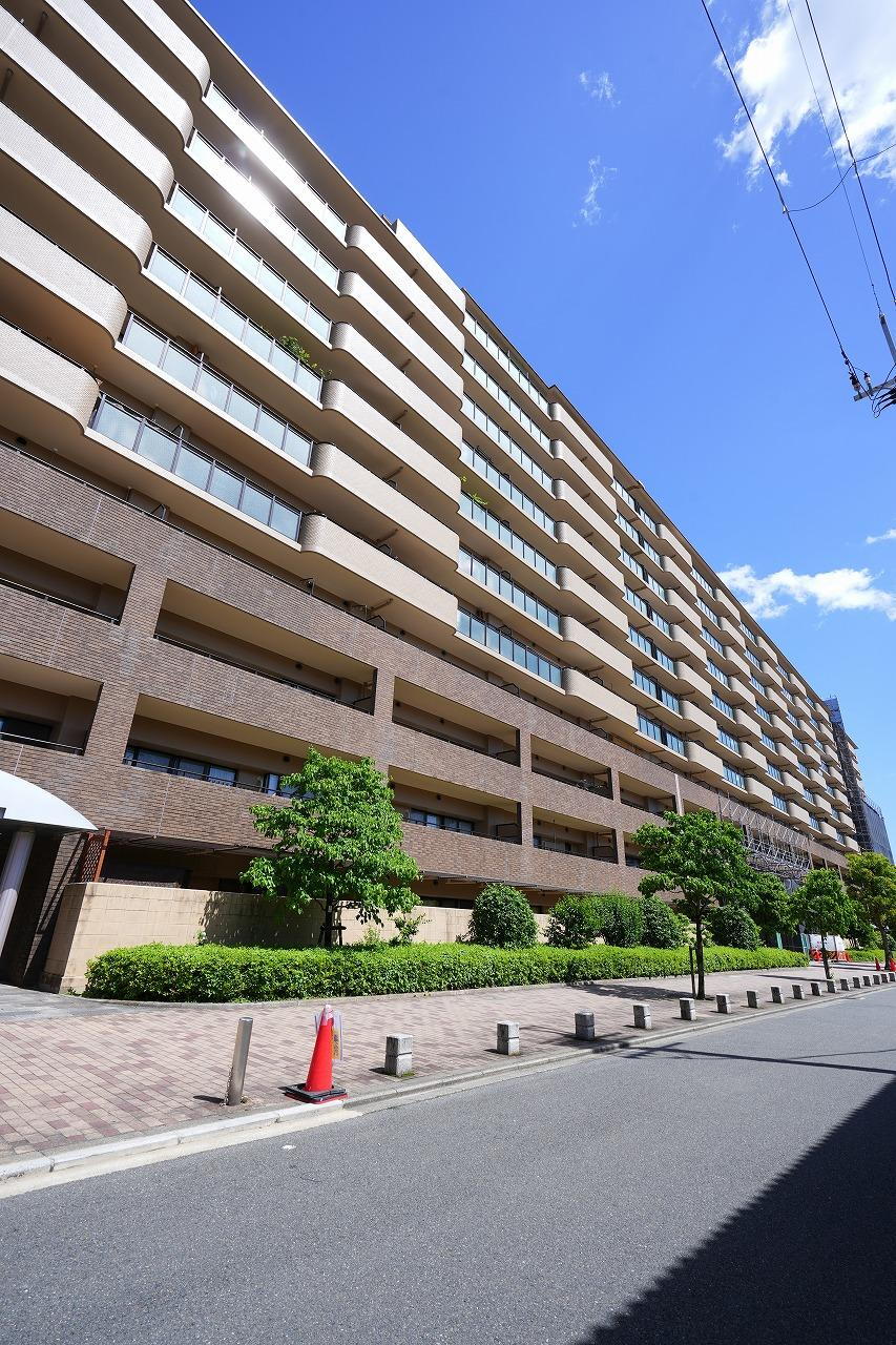 ファミールガーデン二条駅前