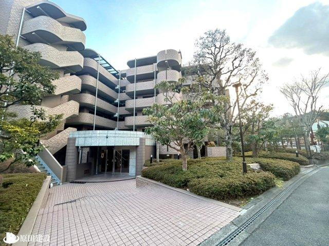 ヴェルナール富雄参番館
