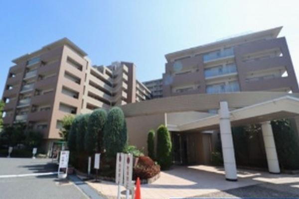 ロイヤルアーク泉ケ丘