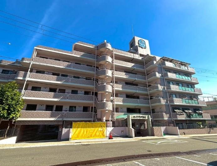 サンワプラザ塩屋