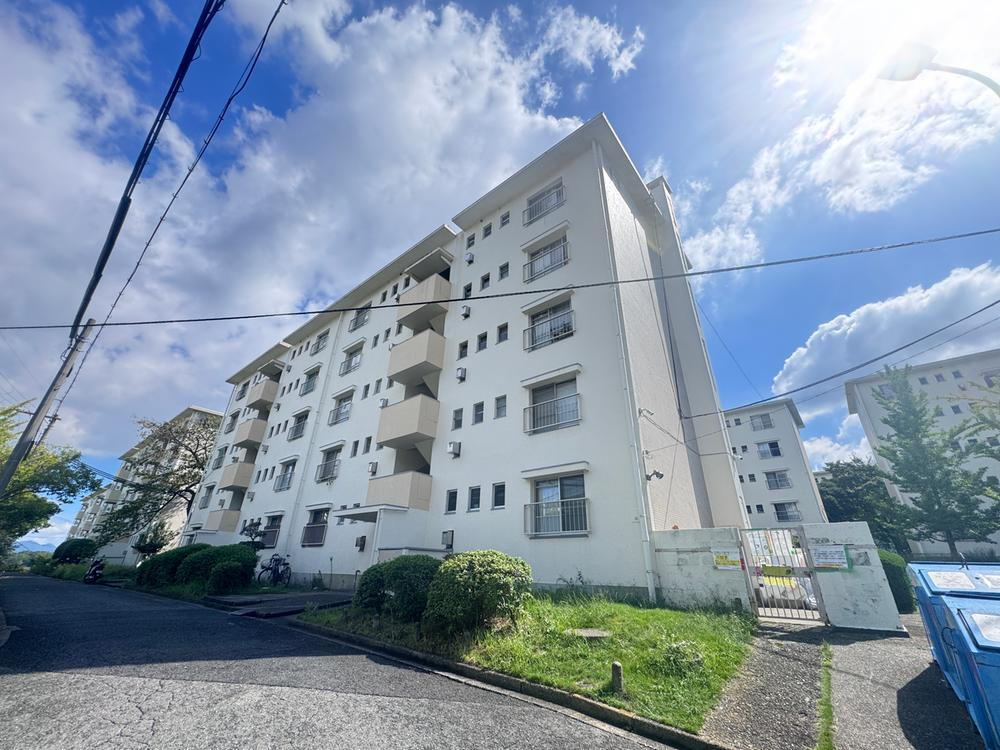 狭山住宅１７号棟　５会部分