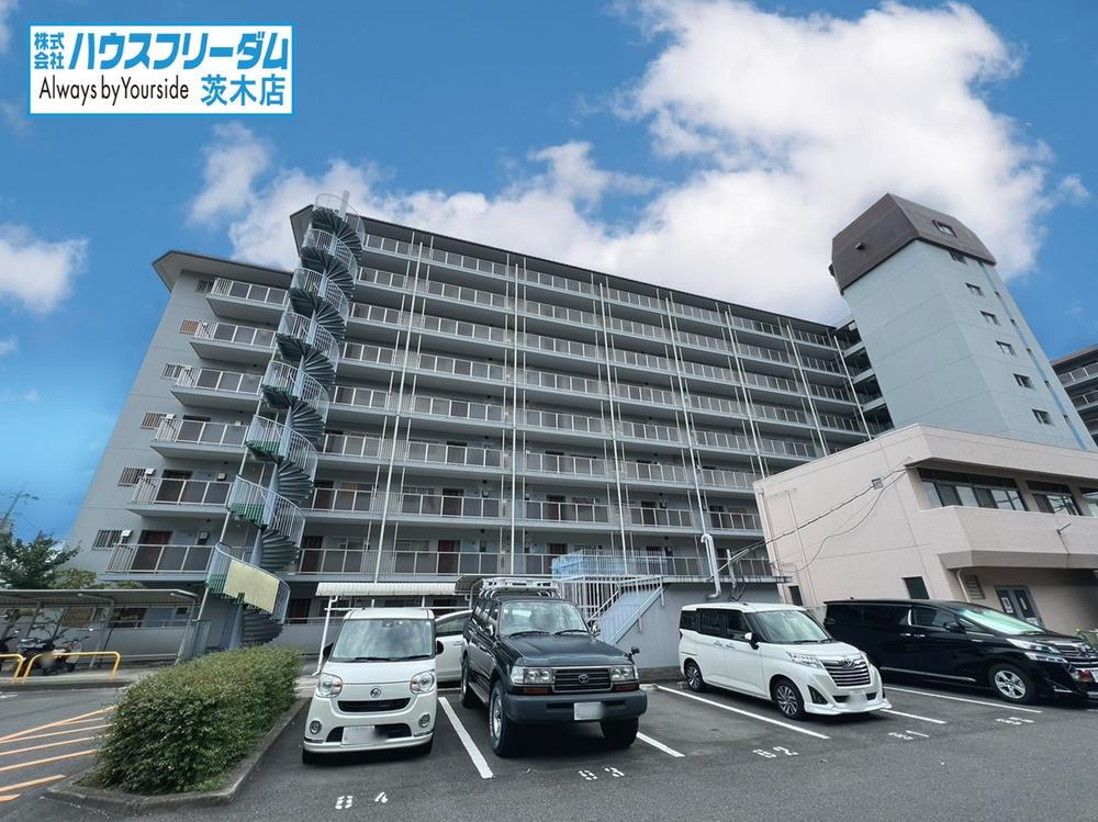 ローレルハイツ茨木壱号棟