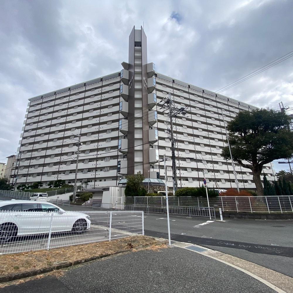 千里桃山台団地