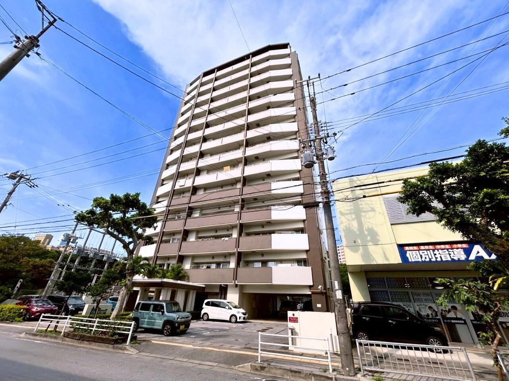 アーバンパレット港川学園通り