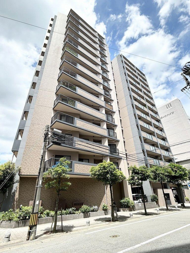 ロワールマンション西公園東