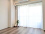 コンド猿江２号館 白を基調とした明るいお部屋です。趣味部屋や書斎としてもお使いいただけます。 