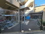 ローレルコート門真本町 整理された駐輪場で自転車の出し入れもらくらく！