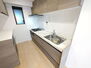 ファミールグラン高井戸デュープレックス 使いやすくスタイリッシュなキッチン空間になっております。