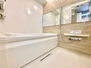 フローラルガーデン向ヶ丘遊園 浴室は白を基調としており清潔感を漂わせます！