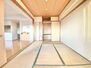 クリオ湘南田浦参番館 和室は押入れ収納をお使い頂けます。