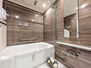 メロディーハイム宝塚　中古マンション 広めの浴室で新生活のバスタイムが楽しみですね！ゆったりとできて1日の疲れを癒すのにピッタリな浴室です。