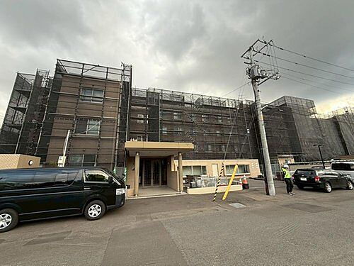 北海道札幌市中央区南二十四条西８丁目 5階建