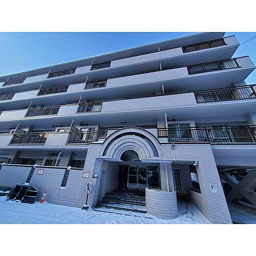 北海道札幌市中央区南十七条西１２丁目 5階建