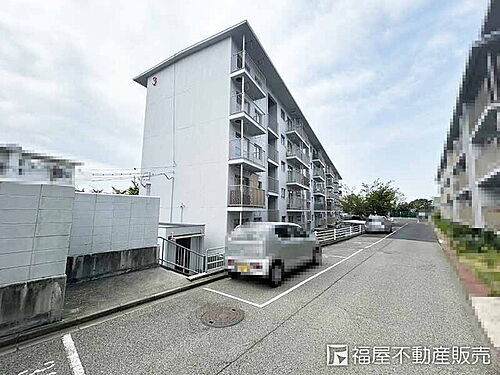 上高丸厚生年金住宅３号棟