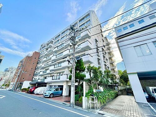 東京都港区芝公園２丁目 11階建