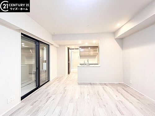 東京都豊島区目白４丁目 地上3階地下1階建