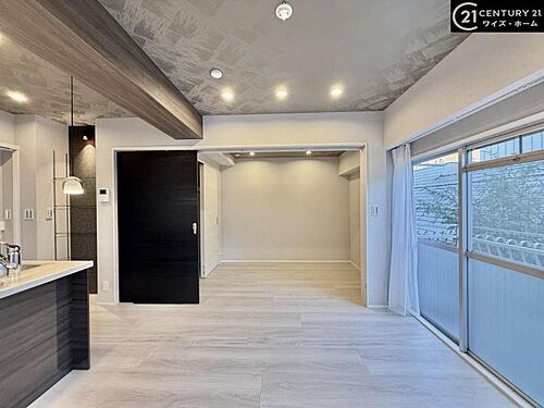 東京都世田谷区上用賀５丁目 3階建