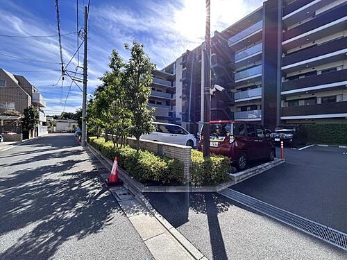 東京都練馬区旭町２丁目 6階建