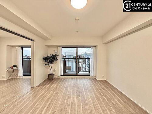 東京都江戸川区西葛西７丁目 8階建