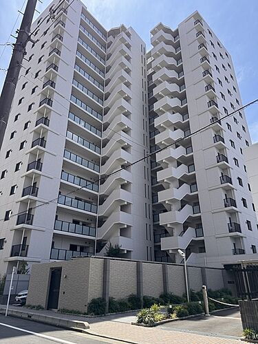 エクセレントシティ相模原ステーションアリーナ　南東向き　３ＬＤＫ