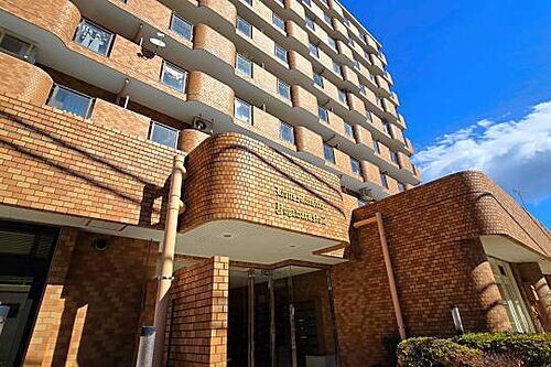 神奈川県足柄下郡湯河原町宮上 地上10階地下1階建