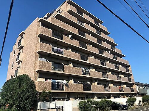 三重県鈴鹿市岡田２丁目 8階建