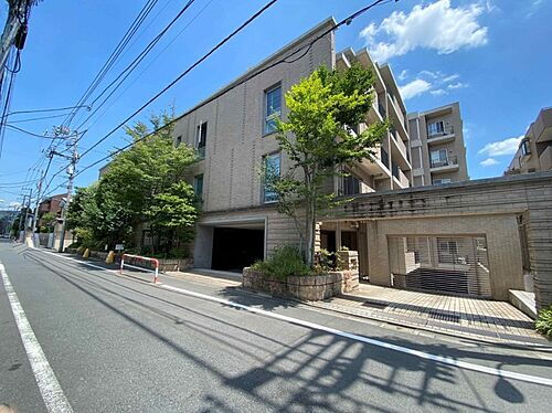 東京都新宿区南町 地上5階地下1階建