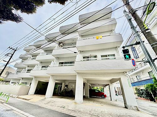 マコト・パレス