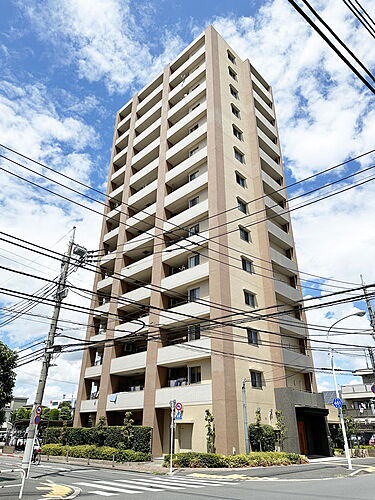 東京都足立区栗原３丁目 14階建