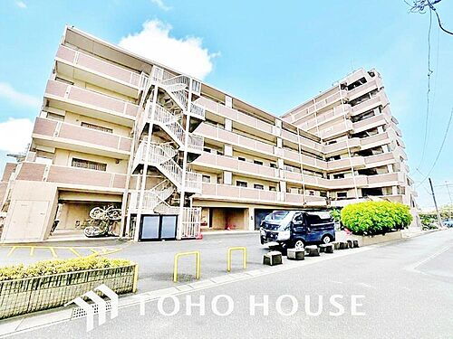 ベルドゥムール新越谷温泉　２階