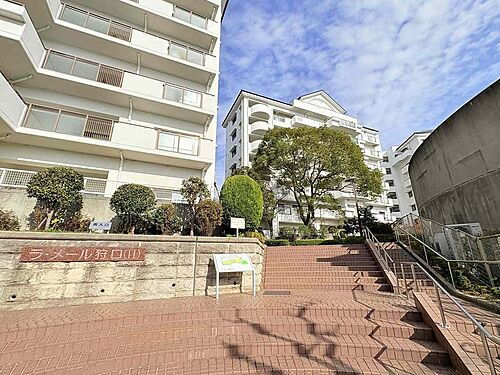 ラ・メール狩口２　２番館