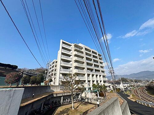 広島県廿日市市地御前５丁目 8階建