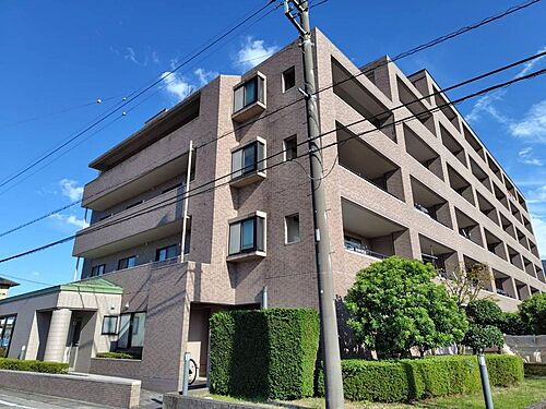 静岡県御殿場市新橋 6階建