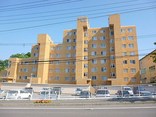 北海道小樽市最上１丁目 8階建