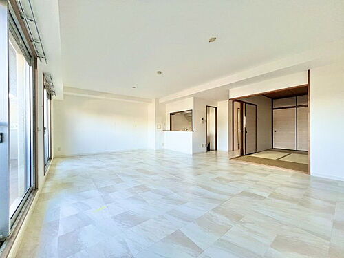 セレブコート蜆塚