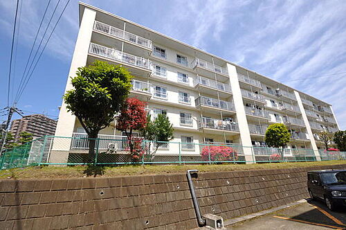 神奈川県横浜市戸塚区吉田町 4階建